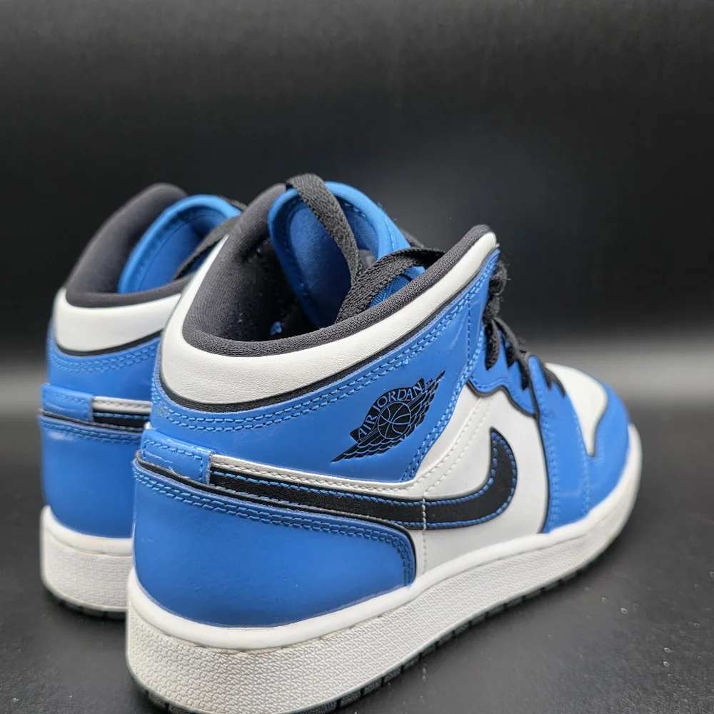 AIR JORDAN 1 MID SE (GS)